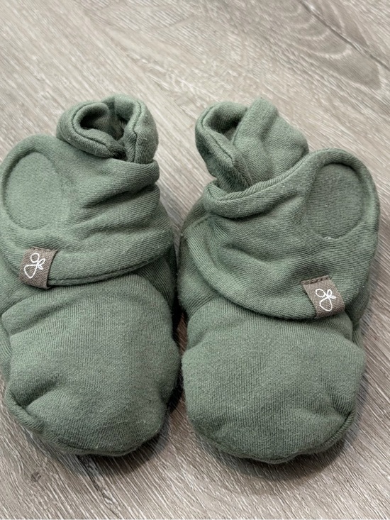 Goumi Other - Goumi Baby 3-6m Unisex Adjustable Socks Booties Hook Loop Bamboo/Cotton